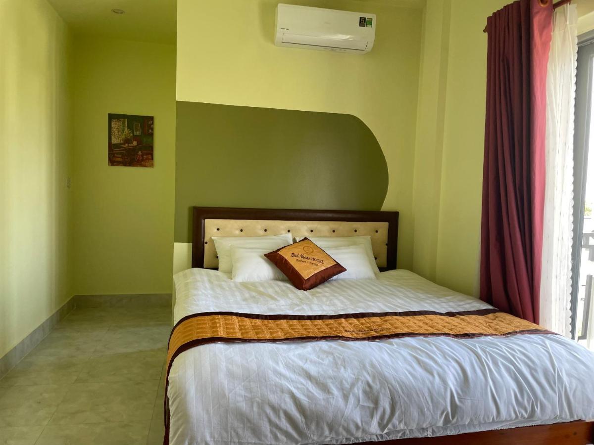 Bich Ngoan Hotel Tra Vinh Exterior photo