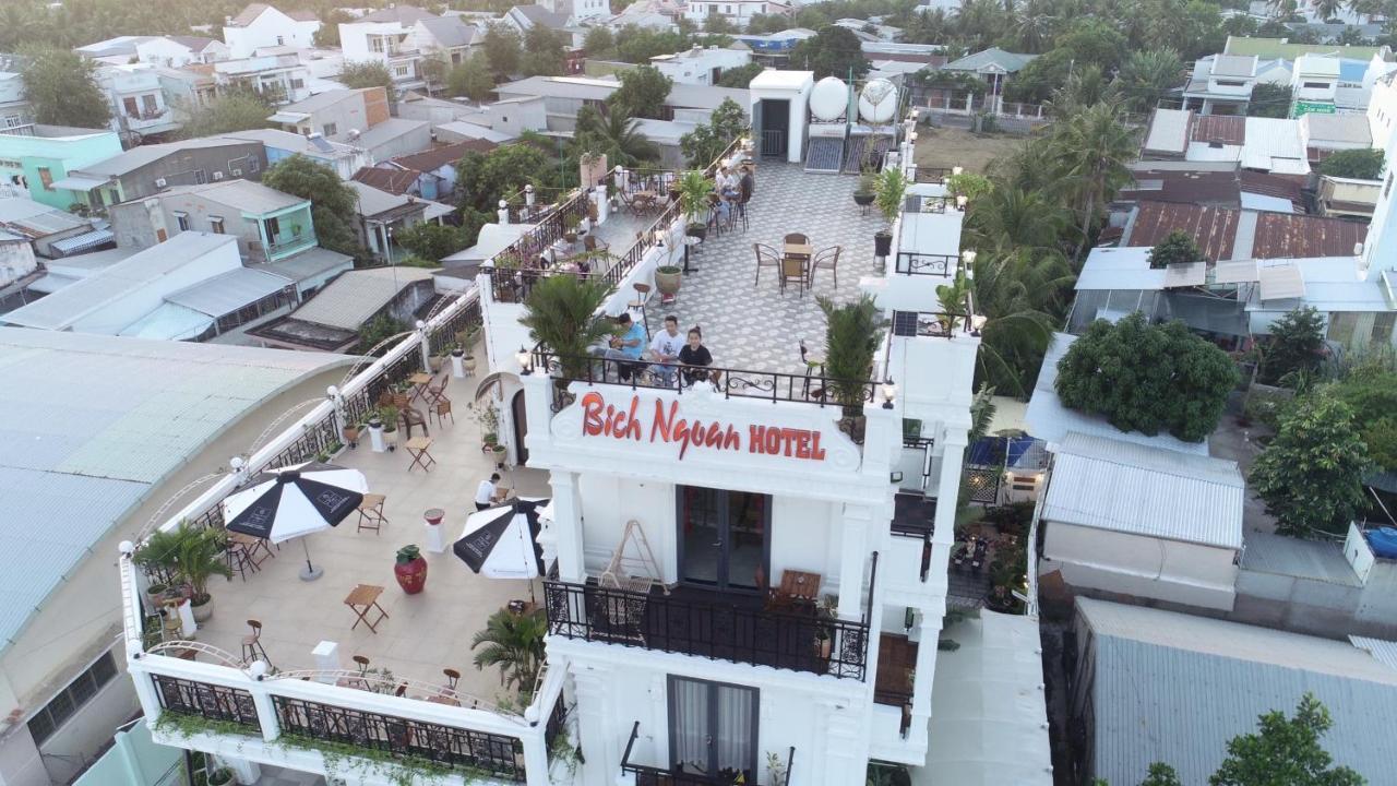 Bich Ngoan Hotel Tra Vinh Exterior photo